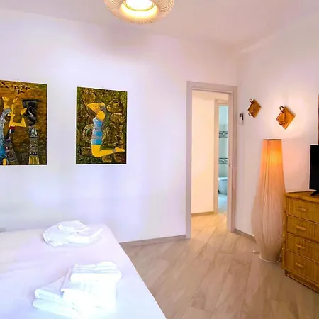 Appartement - Elegance By The Sea *